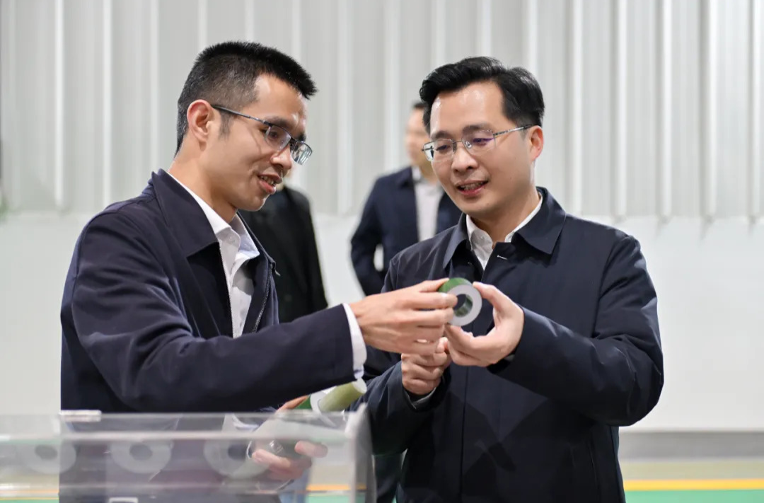 蒋红波调研园区重点企业