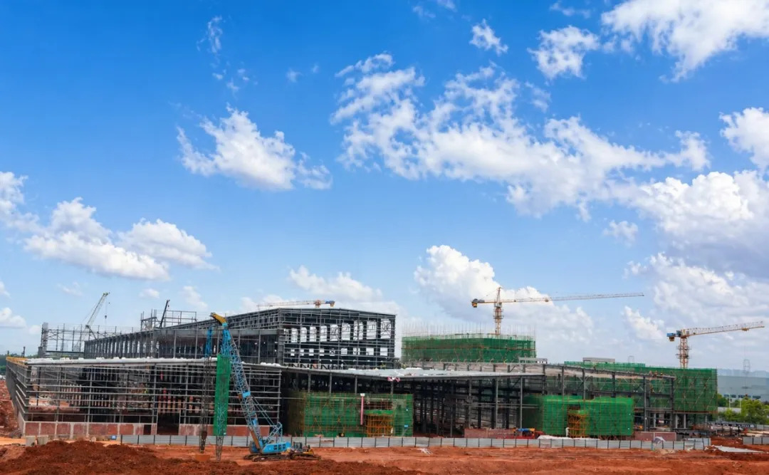 冲刺8月主厂房完工！华夏特变项目建设跑出“加速度”