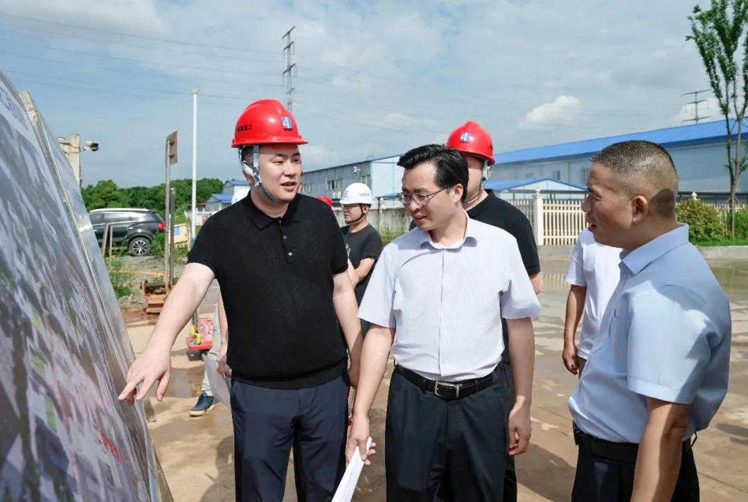 蒋红波调研园区重点项目建设